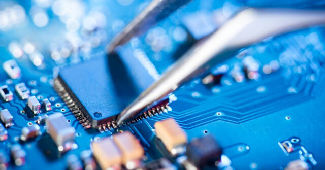 EUV-ساخت ریز تراشه‌ های قدرتمند ۵۰۰۰ برابر نازک‌تر از تار موی انسان